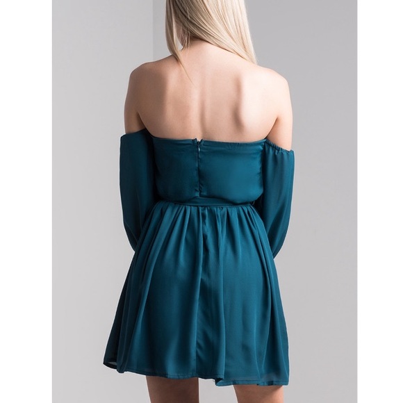 Teal Flowy Off The Shoulders Sleeved Dress - Picture 9 of 10